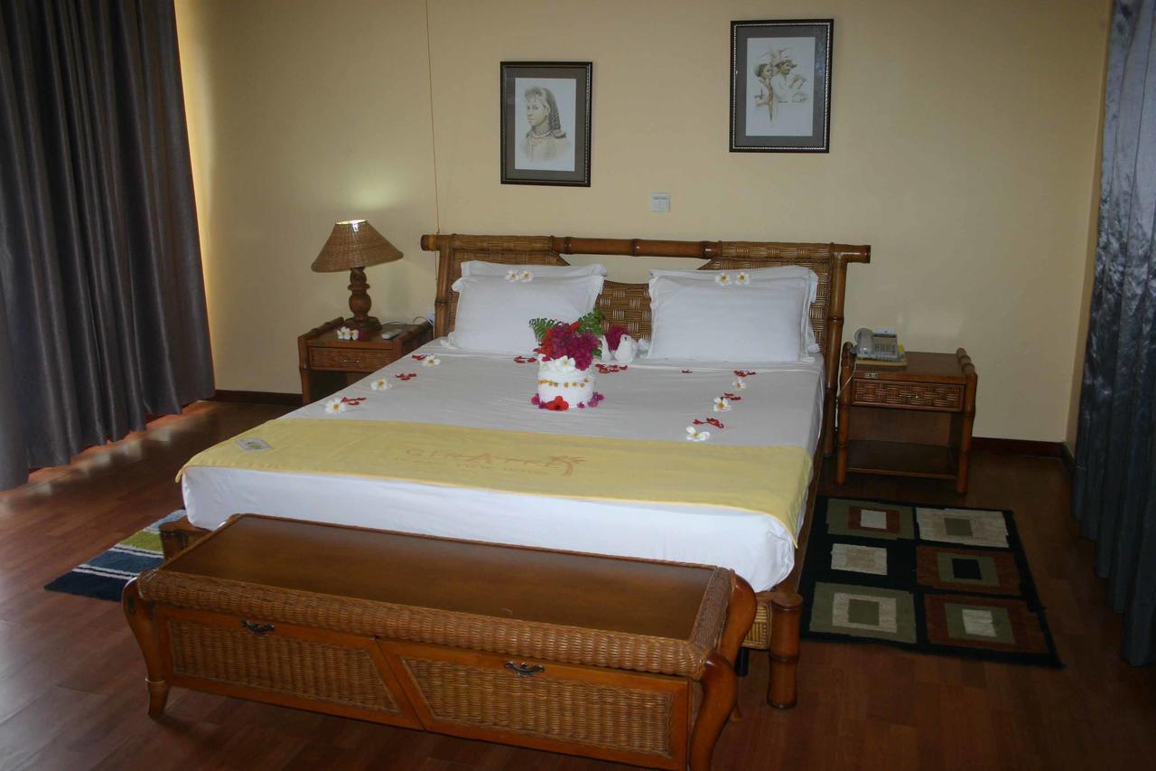 דאר א-סאלאם Giraffe Ocean View Hotel מראה חיצוני תמונה